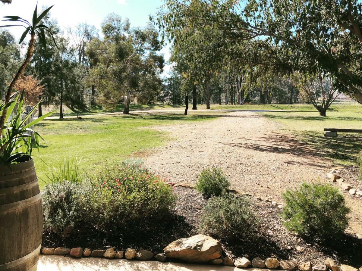 Pieter Van Gent Winery & Vineyard Budgee Budgee Exterior foto